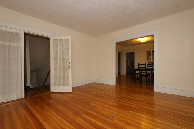Building Photo - 63 Trowbridge St
