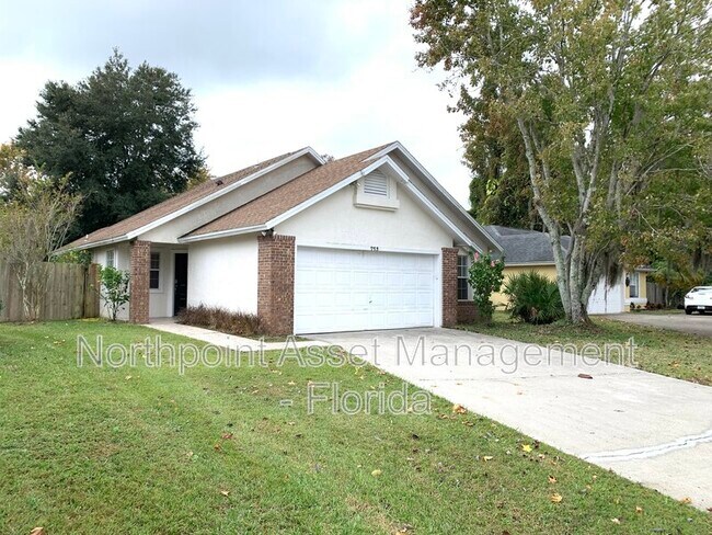 Foto del edificio - 713 Meadowside Ct