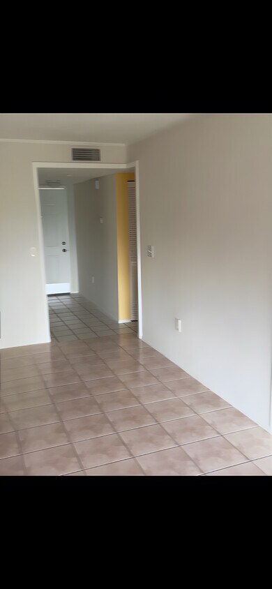 Foto principal - 1054 Lotus Cove Ct