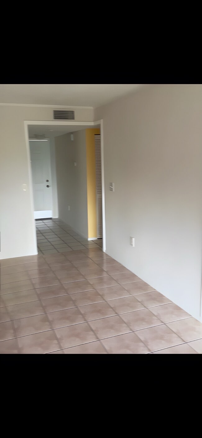 Photo - 1054 Lotus Cove Ct Apartment