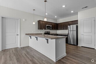 Building Photo - 130 Grove Cir