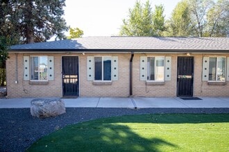 Building Photo - 1435 Otis St