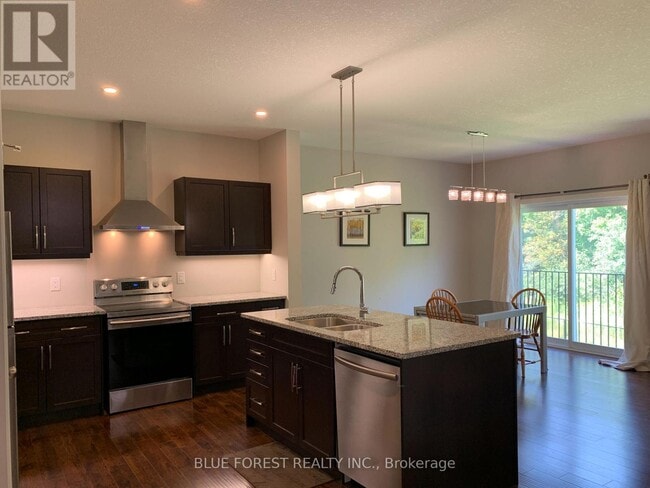 Building Photo - 1358 Sandbar St