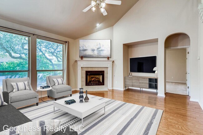 Building Photo - 4 br, 3.5 bath House - 6508 Scenic Cove