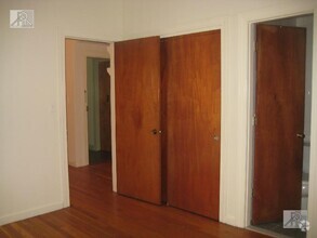 Building Photo - 160 N Beacon St