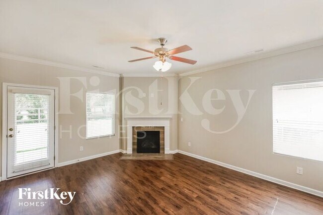 Foto del edificio - 22851 Sanders Way