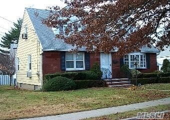 Building Photo - 430 Clement Ave