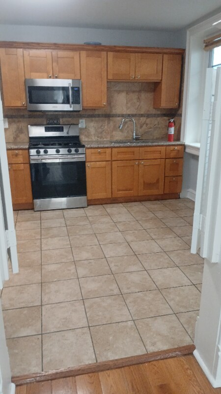 Photo - 523 W Nedro Ave House