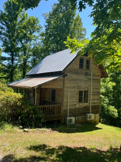 Foto del edificio - 225 Grandview Rd