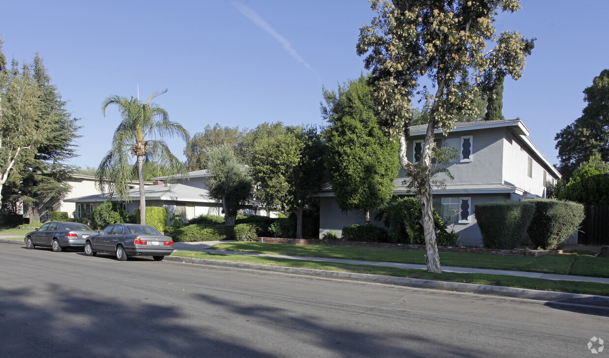 Primary Photo - 3157-3163 Quartz Ln