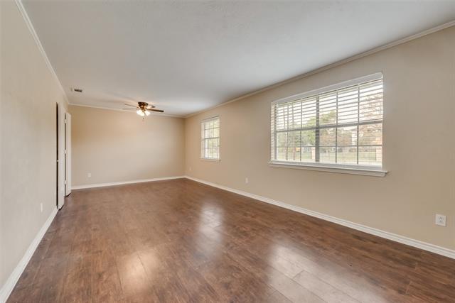 Foto del edificio - 8584 Stults Rd