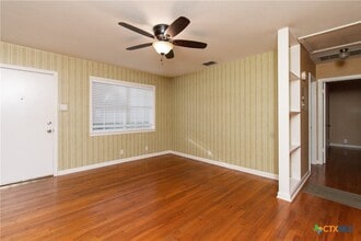 Building Photo - 4510 Russell Dr