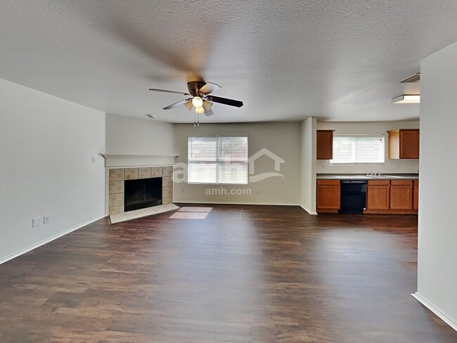 Building Photo - 4928 Trail Creek Dr