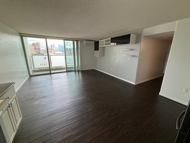 Photo - 801 South St Apartment