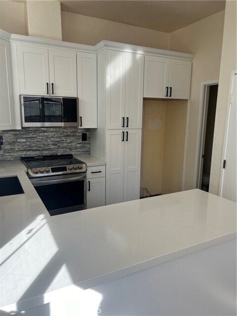 Building Photo - 1071 S Volterra Way