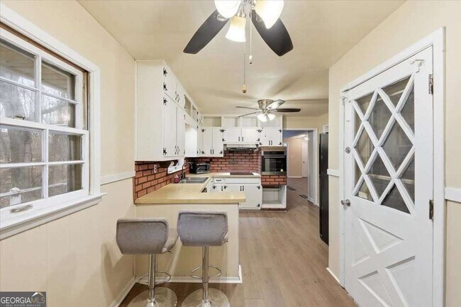 Foto del edificio - 8435 E Campbellton St