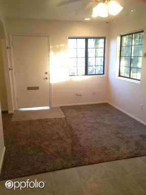 Foto del edificio - 2130 N Twin Oaks Valley Rd