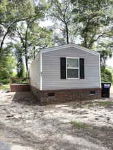 Building Photo - 237 Laurel Ln