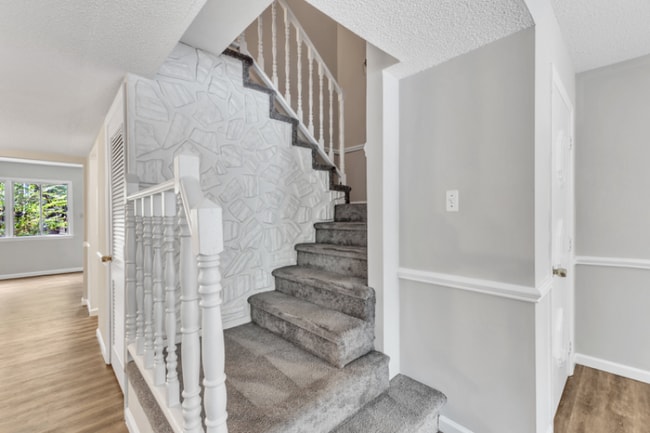 Foto del edificio - 500 Garner Townes Ln