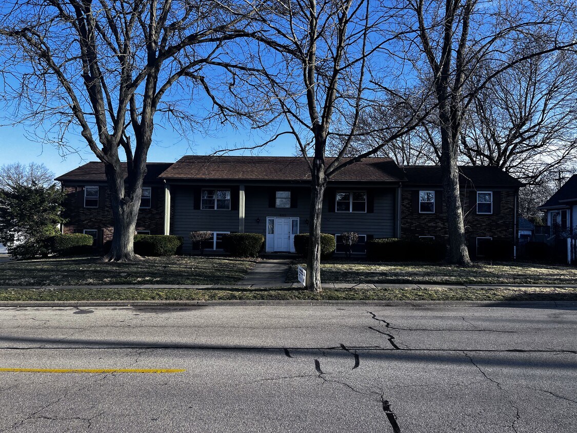 Primary Photo - 605 Jefferson