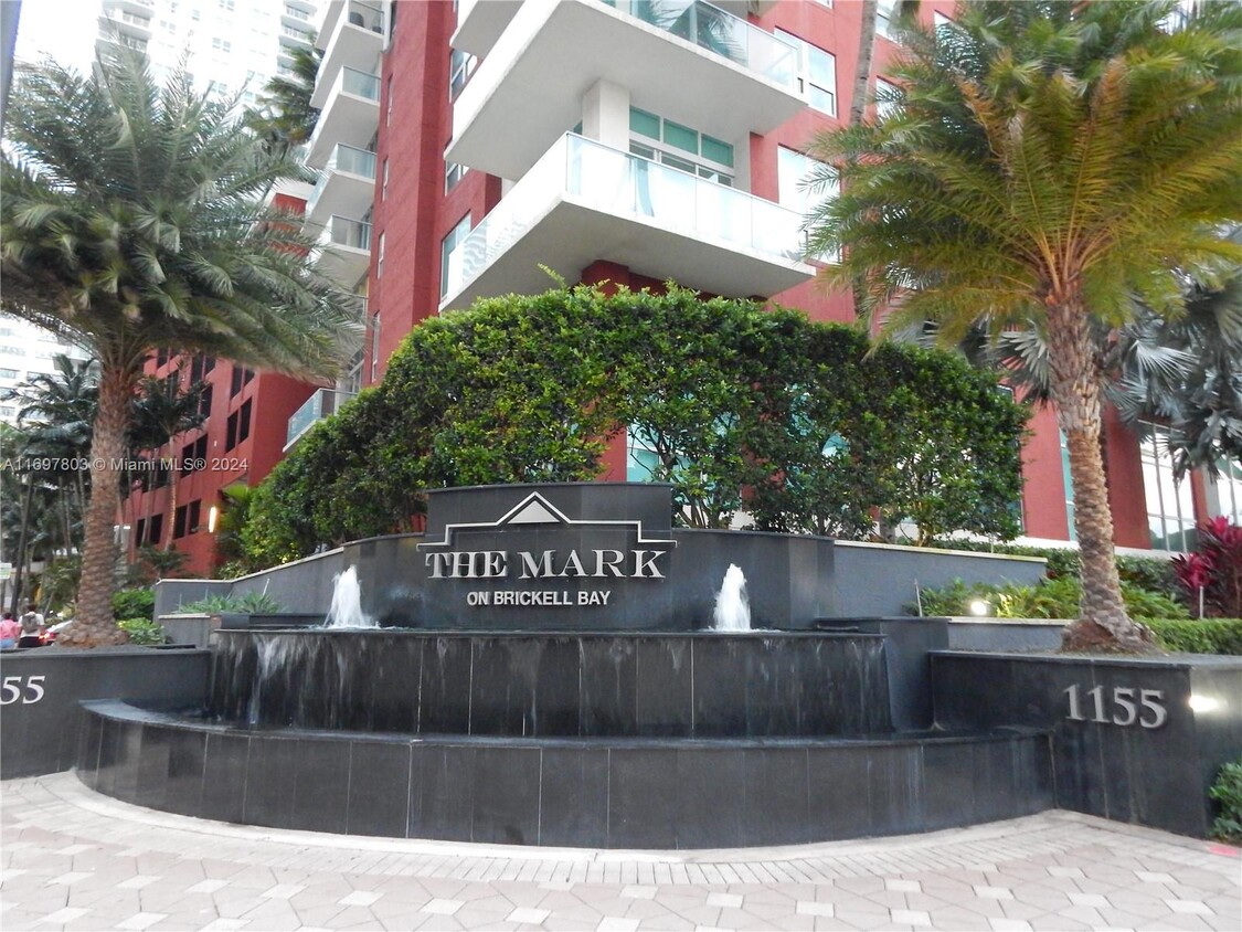 Foto principal - 1155 Brickell Bay Dr