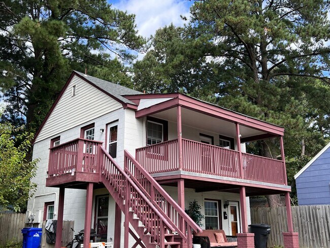 Building Photo - Shea Terrace