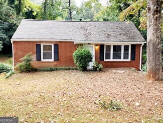 Building Photo - 2150 Doris Dr