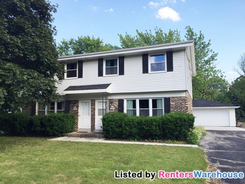 Primary Photo - S70W14951 Cornell Cir