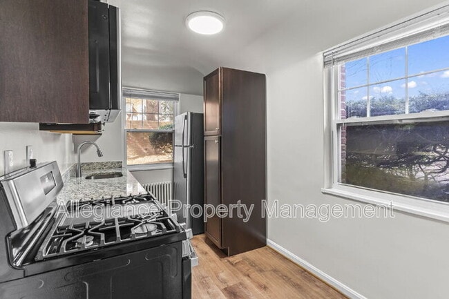 Building Photo - 1404 12th St N