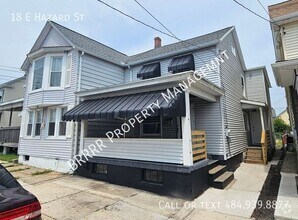 Building Photo - 18 E Hazard St