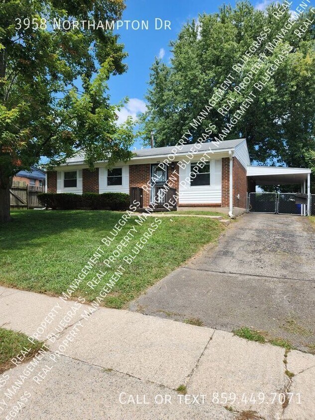 Primary Photo - Amazing Find! 3 Bedroom 1 Bath in South Le...