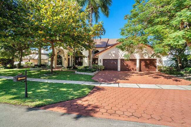 Building Photo - 4407 Woodfield Blvd