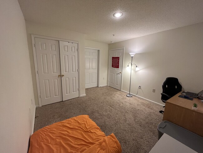 Foto del edificio - 1613 Gorman St