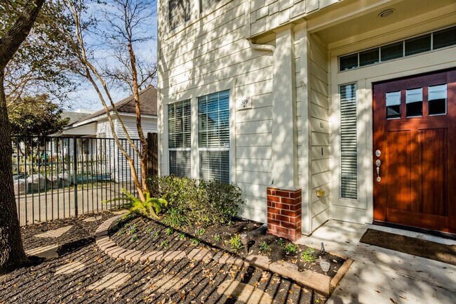 Foto del edificio - 309 Hogan St