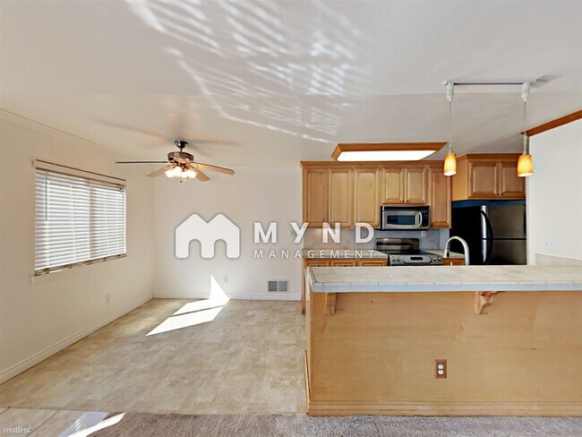 Building Photo - 5641 Playa Del Rey Ct
