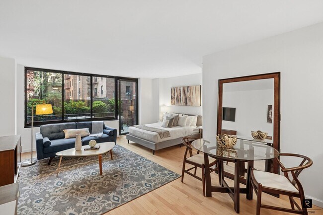 Foto del edificio - 215 W 95th St