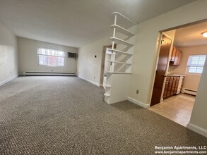 Building Photo - 1 Brattle Dr