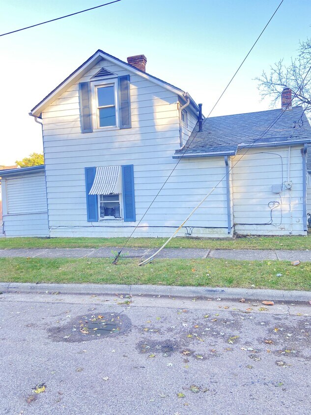 522 Whitman St, Rockford, IL 61103 House Rental in Rockford, IL