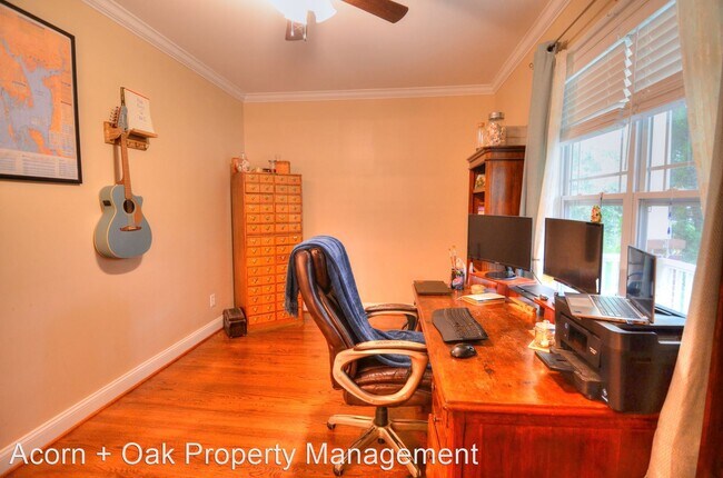 Building Photo - 4 br, 3 bath House - 322 Bellemont Rd.
