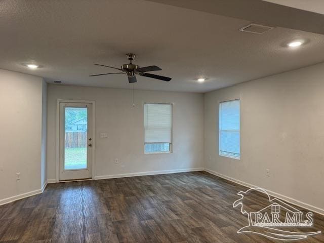 Foto del edificio - 7416 Oak Lake Blvd