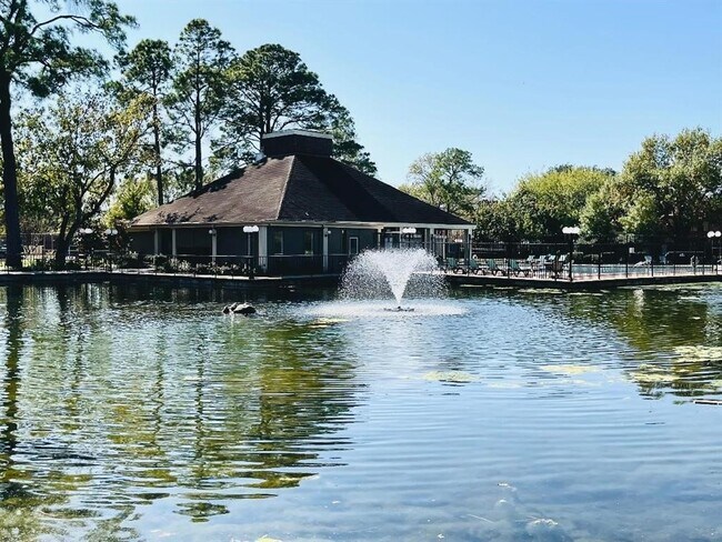 Foto del edificio - 5801 Lumberdale Rd