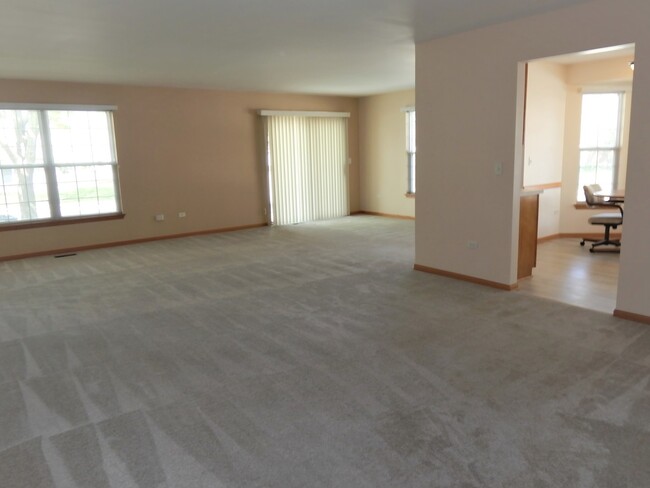 Foto del edificio - 13328 Red Cedar Ln
