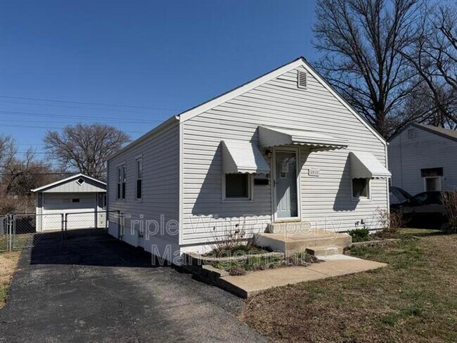 Foto del edificio - 8015 Aline Ave