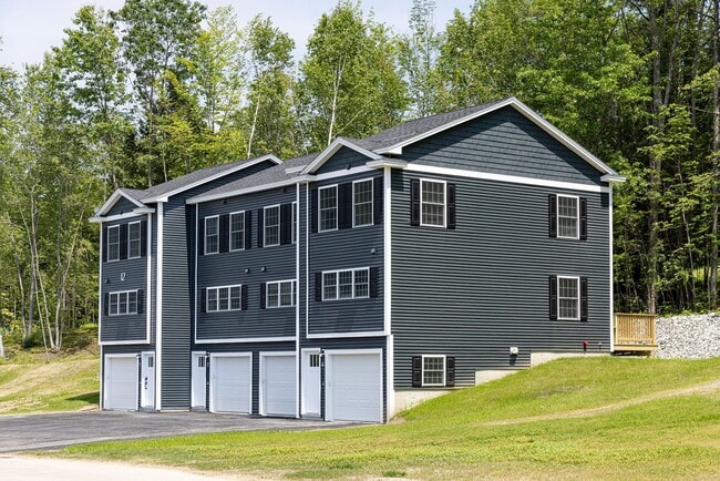Foto del edificio - Estates at Langley Cove