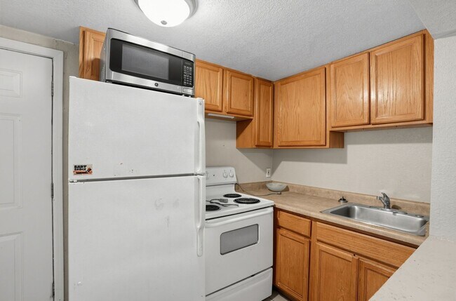 Foto del edificio - 1524 W Monroe St