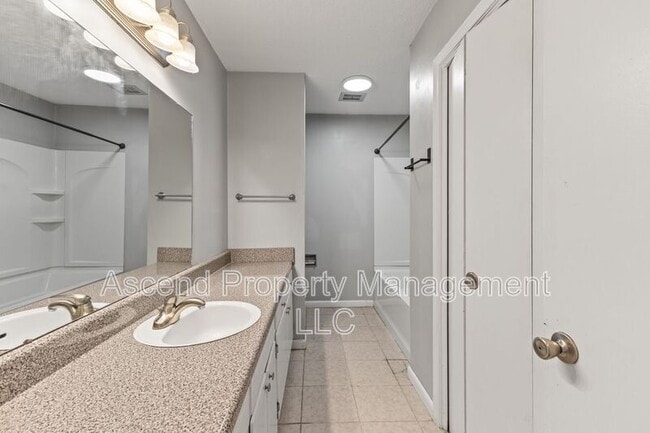 Foto del edificio - 1803 Bailey Ave