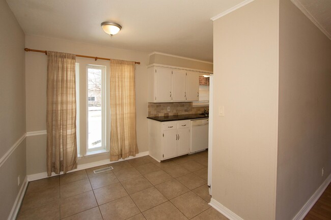 Foto del edificio - 5006 S 86th E Ave