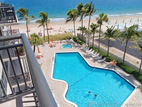 Building Photo - 3800 Galt Ocean Dr
