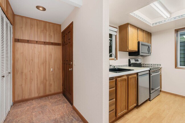 Foto del edificio - 7581 Old Redmond Rd
