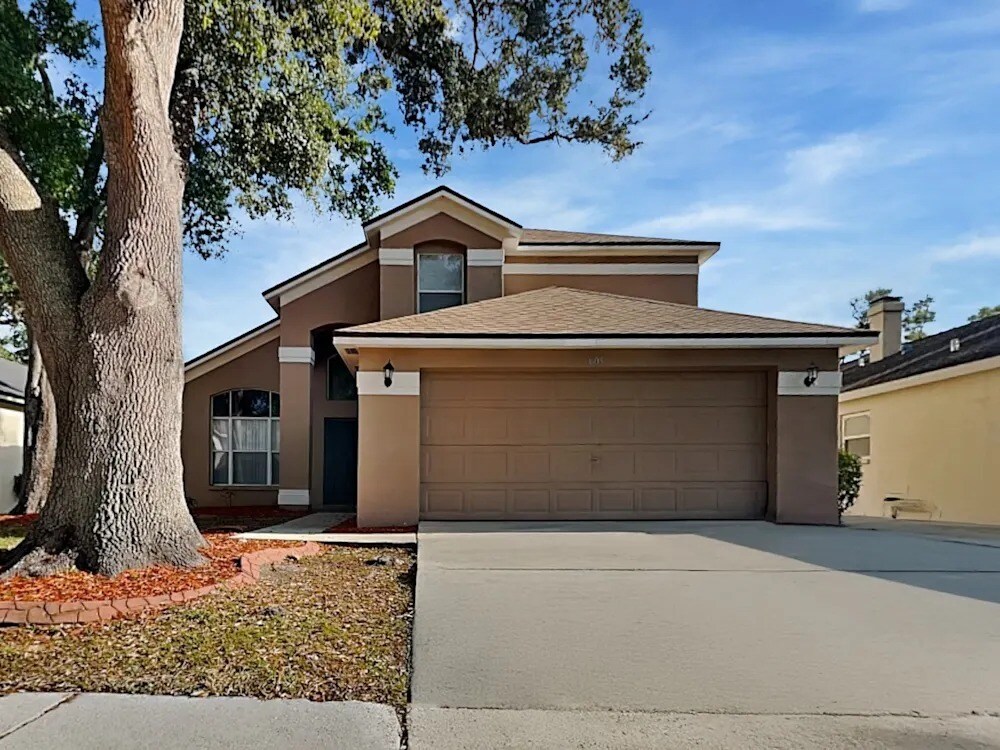 Building Photo - 136 S Wisconsin Ave